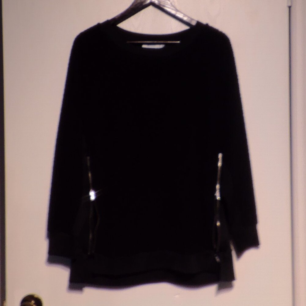 Ricki's Women's Heavy Black Sweater W/Side Zippers - Fits Medium - Save $